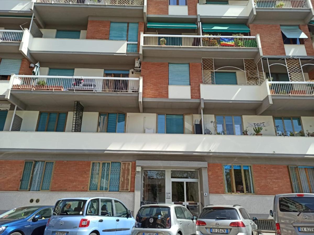 Casa Vacanze Giulia A Careggi Wi-Fi Διαμέρισμα Φλωρεντία Εξωτερικό φωτογραφία